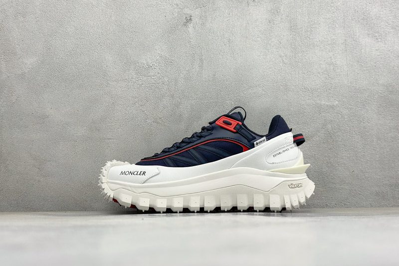 Moncler Trailgrip Gore-Tex