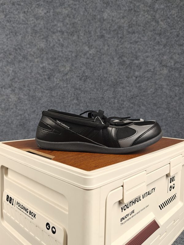 New Balance Flat Breeze NB
