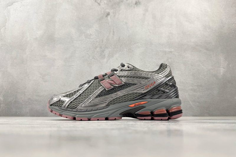 New Balance U1906