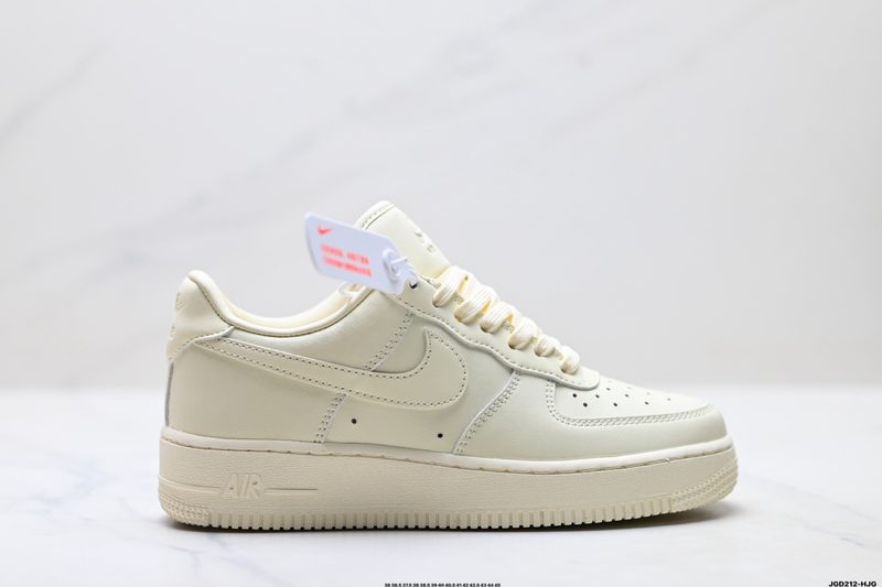 NIKE AIR FORCE 1‘07 LV8