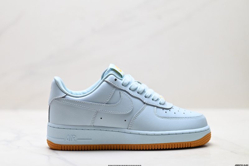 NIKE AIR FORCE 1‘07 LV8