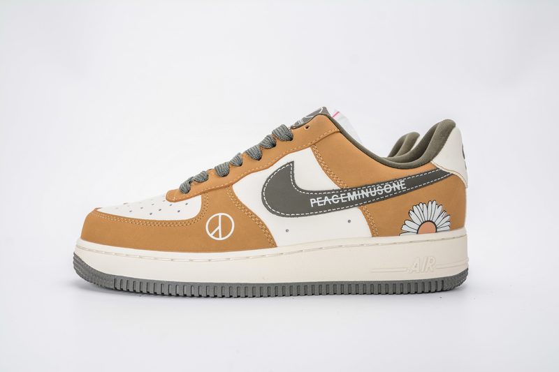 Nike Air Force 1 Low 07 x Peaceminusone