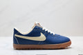 Nike Astro Grabber