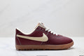Nike Astro Grabber