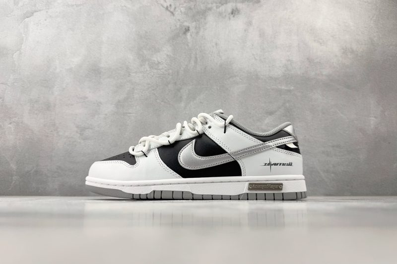 Nike Dunk Y2K