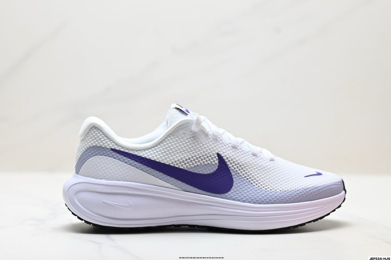 Nike REVOLUTION 8