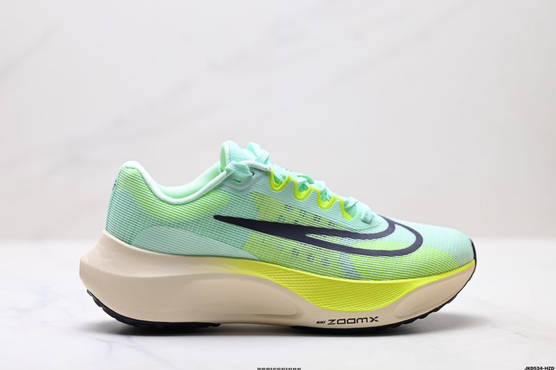 Nike Zoom Fly 5