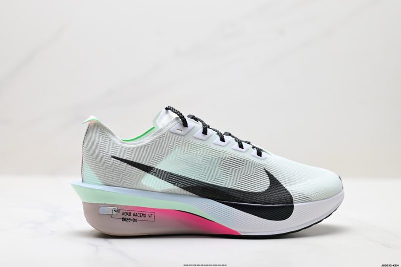Nike ZoomX Vaporfly NEXT% 4