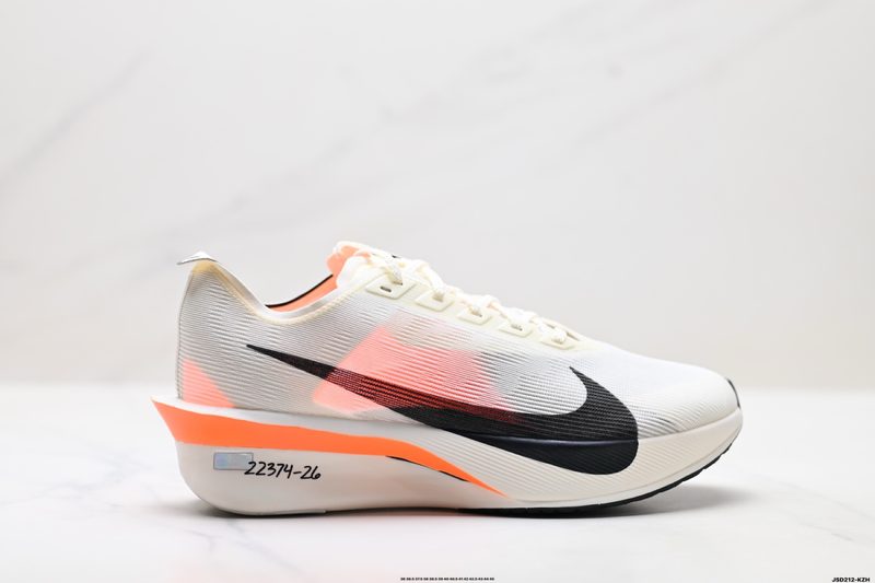 Nike ZoomX Vaporfly NEXT% 4