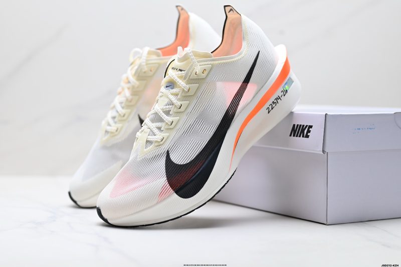 Nike ZoomX Vaporfly NEXT% 4