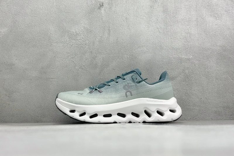 On Cloudtiit CL