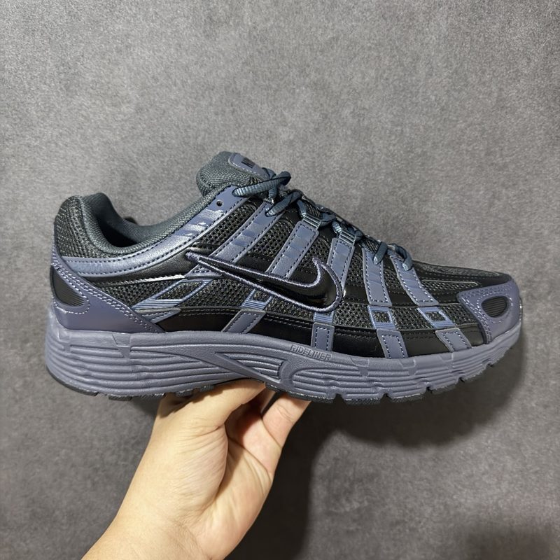 NIKE Batai