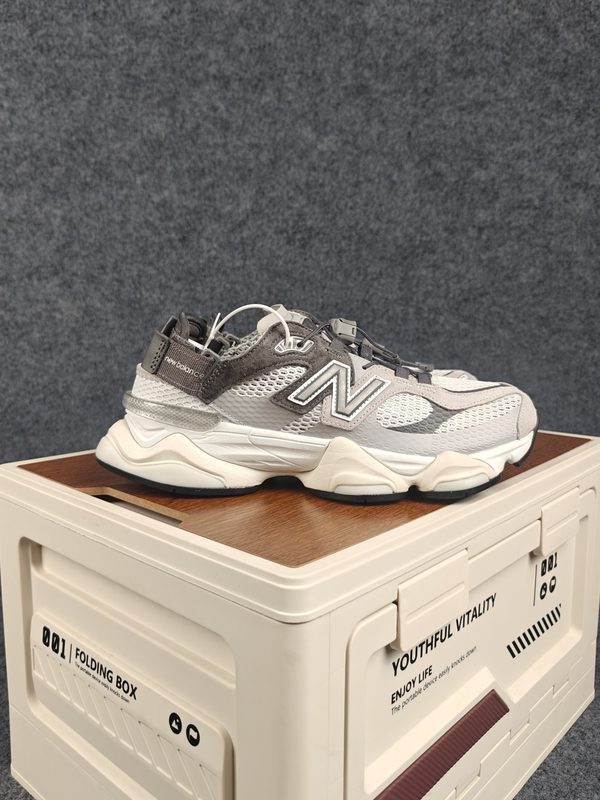 NEW BALANCE Batai