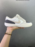 NIKE Batai