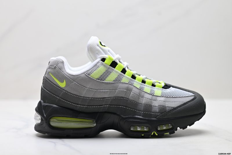 NIKE Batai