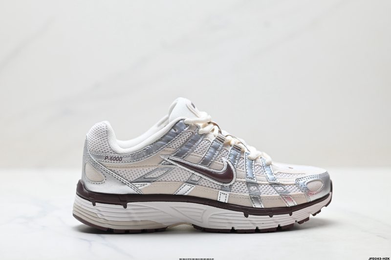 NIKE Batai