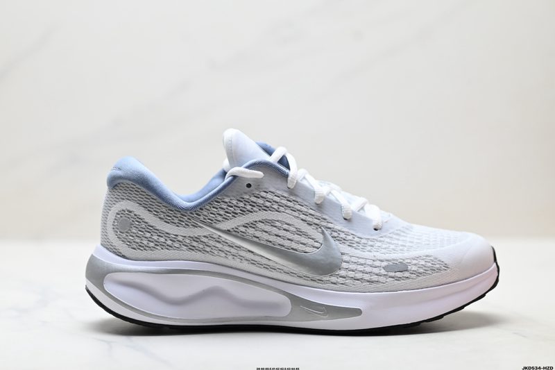 NIKE Batai