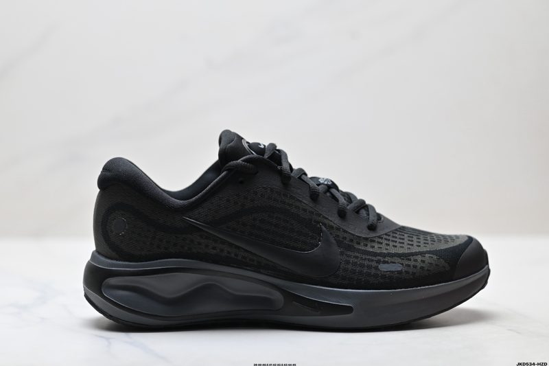 NIKE Batai