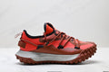 NIKE Batai