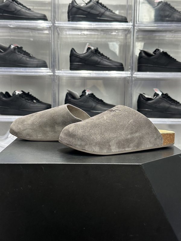 ADIDAS Batai