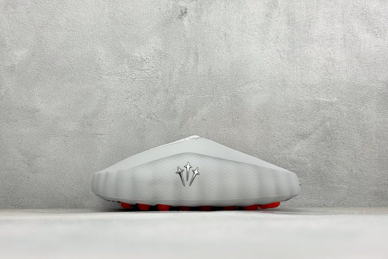 S2 Nike Mind 001