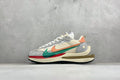 ​- sacai Nike sacai Nike