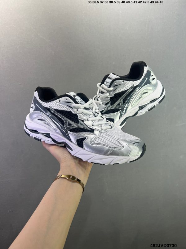 SPORTSTYLE Mizuno Wave Prophecy LS