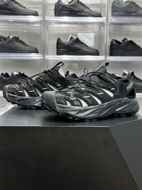 TPU + HOKA