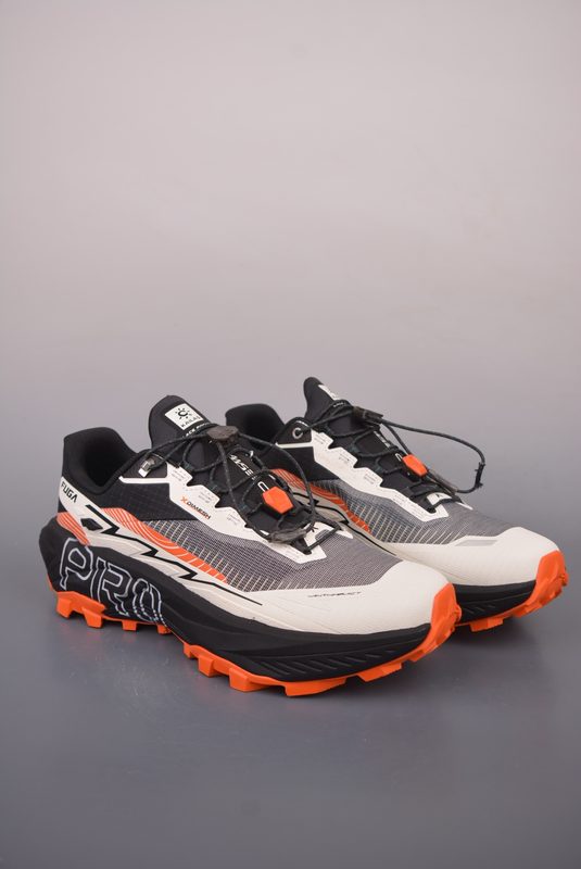 VIBRAM®MEGAGRIP