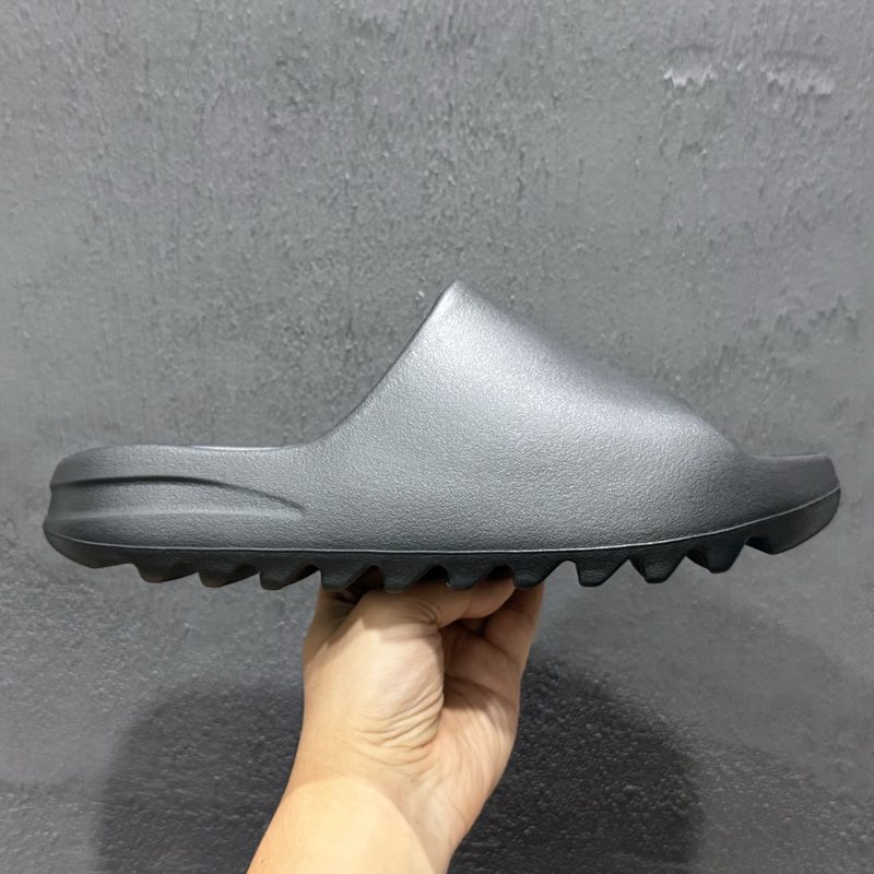 YZY YS‑01 Slide 2025 3 12 Bone EVA